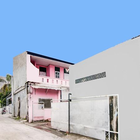 Spot On 91858 Raja Homestay Syariah Pekanbaru Eksteriør bilde