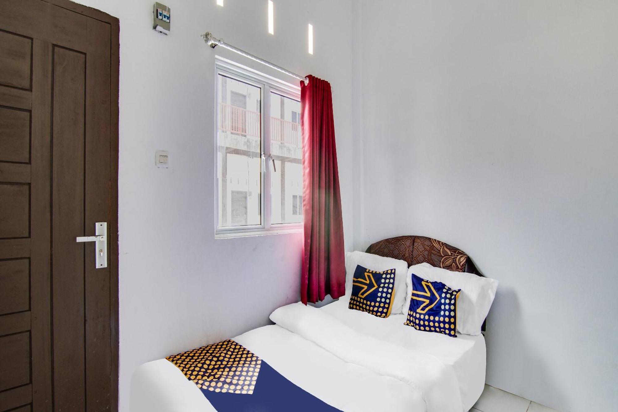 Spot On 91858 Raja Homestay Syariah Pekanbaru Eksteriør bilde