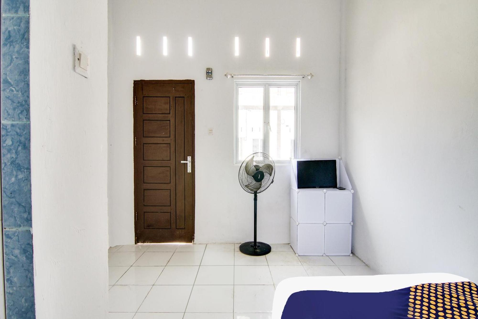Spot On 91858 Raja Homestay Syariah Pekanbaru Eksteriør bilde
